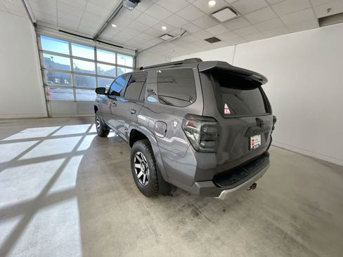 Certified 2019 Toyota 4Runner TRD Off-Road Premium AWD/4WD image 6