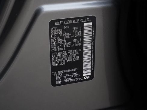 Certified 2025 INFINITI QX80 Sensory image 28