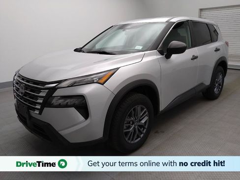 Used 2024 Nissan Rogue S AWD/4WD image 1