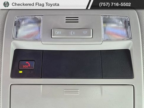 Used 2023 Toyota Tacoma SR5 RWD image 17