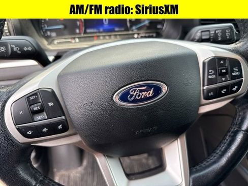 Used 2021 Ford Explorer XLT AWD/4WD image 11