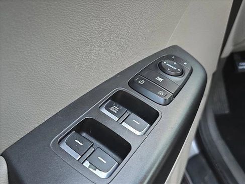 Used 2017 Kia Sportage LX w/ LX Popular Package image 6