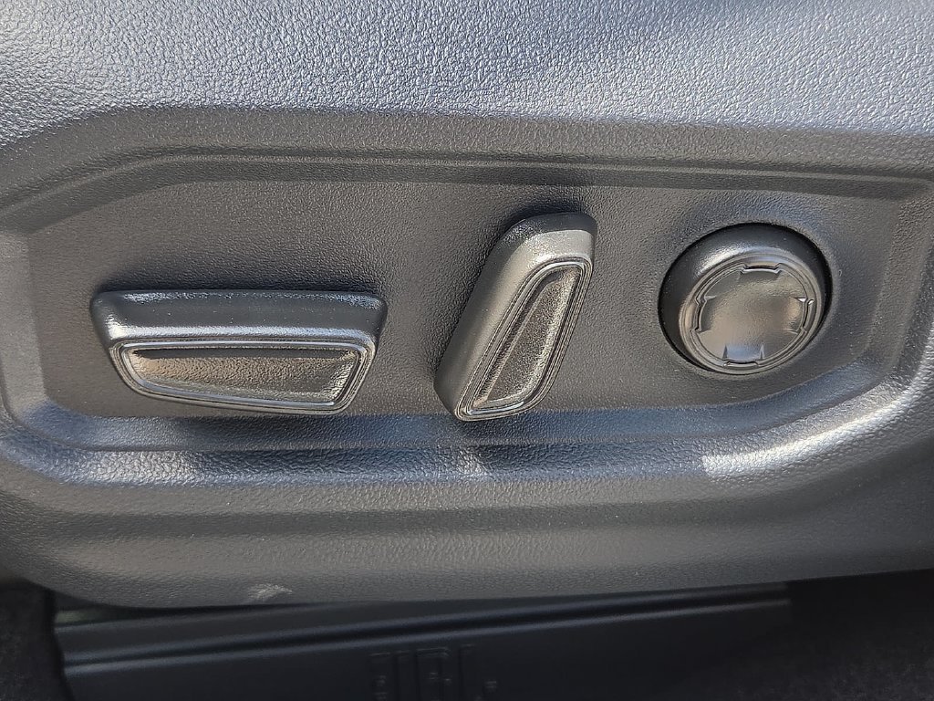 New 2026 Toyota Sequoia Platinum AWD/4WD image 19