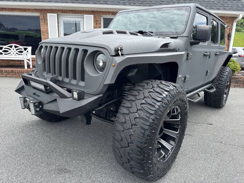 Used 2021 Jeep Wrangler Unlimited Sport AWD/4WD image 5