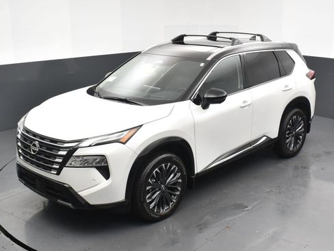 New 2026 Nissan Rogue Platinum w/ Platinum Premium Package image 28