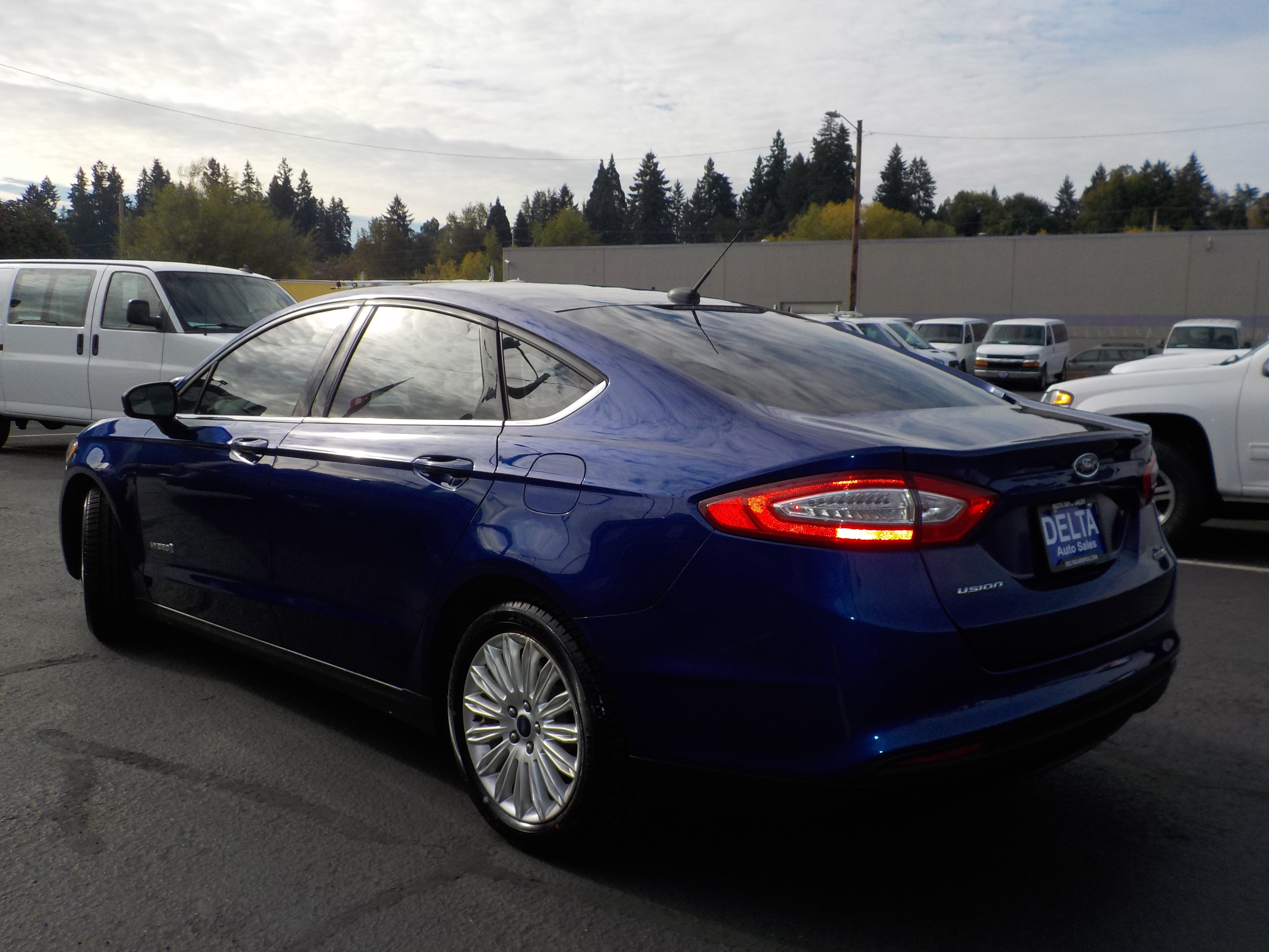 Used 2016 Ford Fusion S FWD image 9