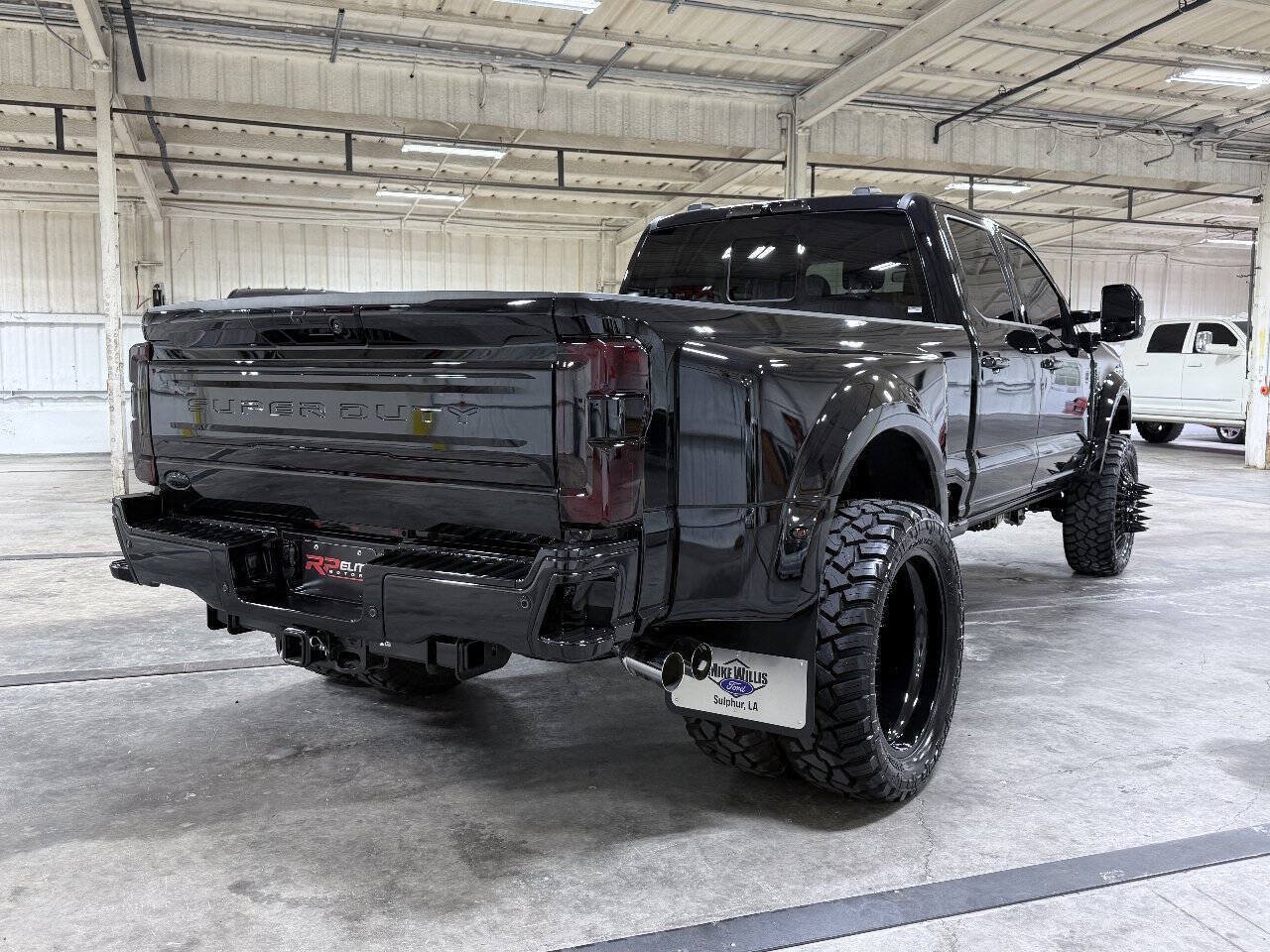 Used 2026 Ford F450 Platinum w/ FX4 Off-Road Package AWD/4WD image 5