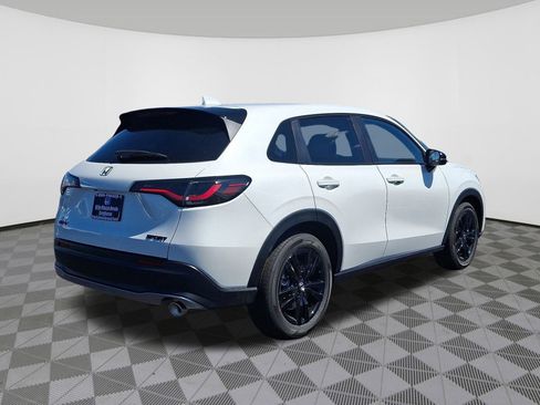 New 2026 Honda HR-V Sport image 4