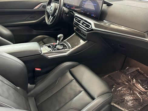 Used 2024 BMW M4 Competition RWD image 35