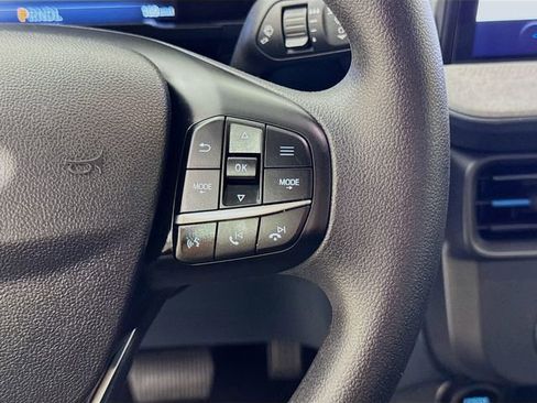 Used 2025 Ford Maverick XLT FWD image 18