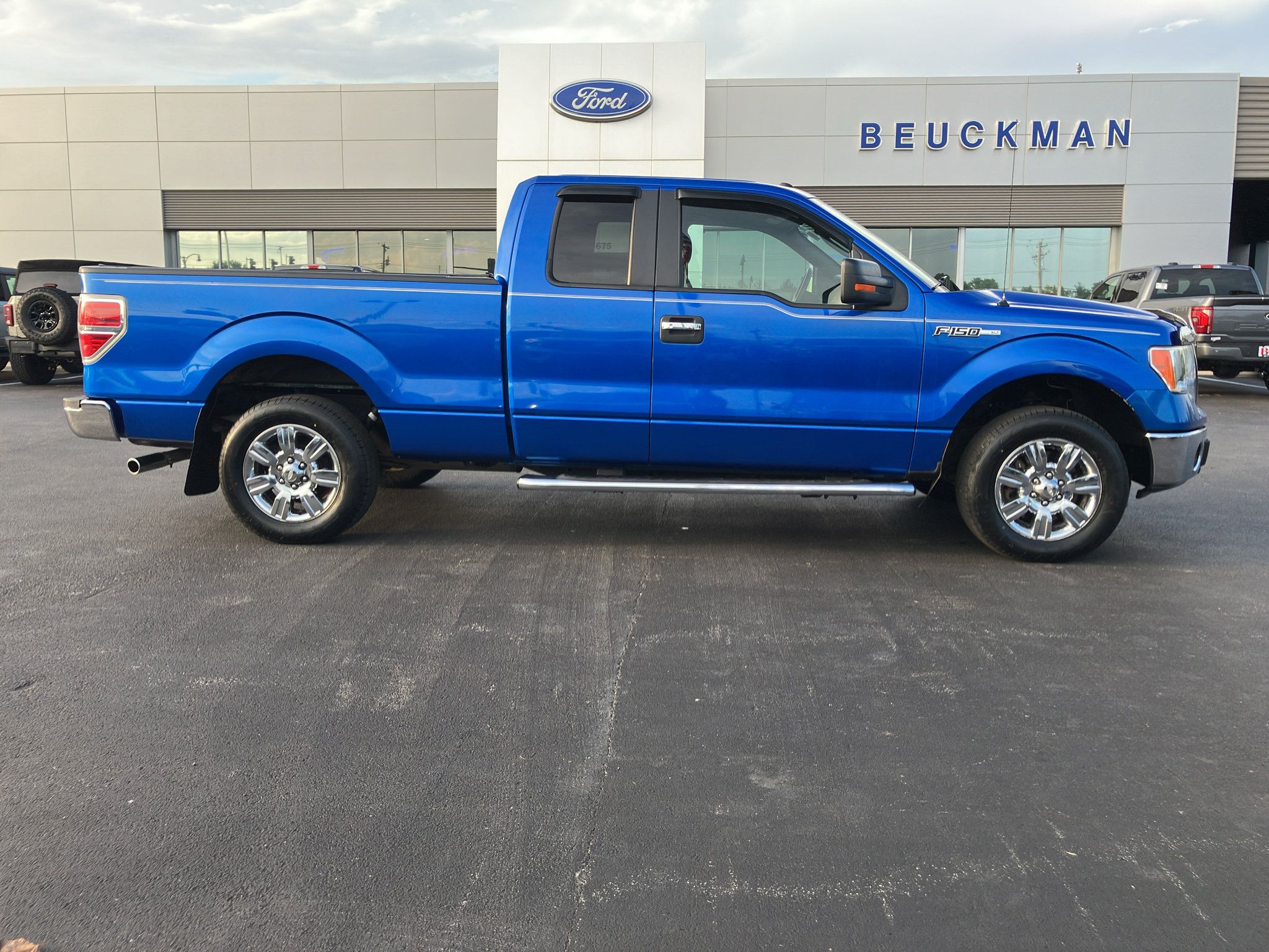 Used 2011 Ford F150 XLT w/ XLT Chrome Pkg RWD image 8