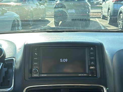 Used 2019 Dodge Grand Caravan SE FWD image 15