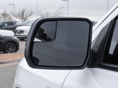 Used 2025 Ford Ranger XL image 17