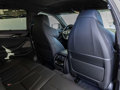 Certified 2022 BMW M5 w/ Competition Package image 34