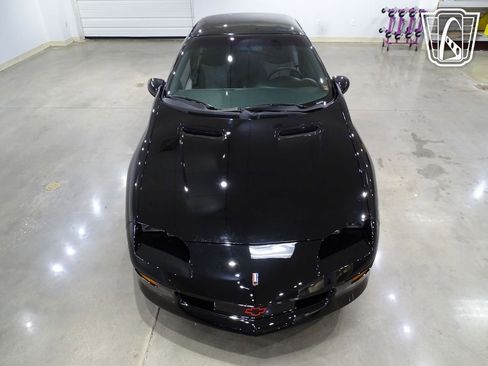 Used 1995 Chevrolet Camaro Z28 image 24