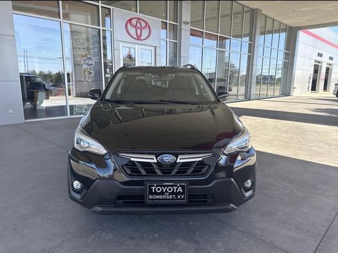Used 2023 Subaru Crosstrek 2.5i Limited w/ Moonroof Package AWD/4WD image 8