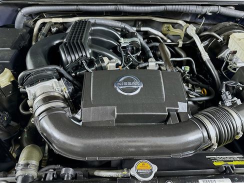 Used 2014 Nissan Xterra PRO-4X w/ Pro-4x Leather Package image 31