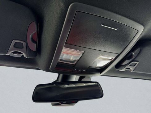 Used 2019 Dodge Challenger SXT w/ Plus Package image 33