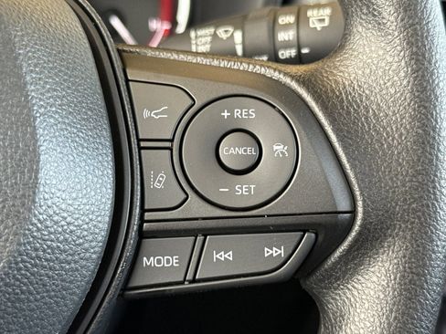 New 2025 Toyota RAV4 XLE image 28