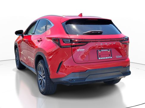 Used 2023 Lexus NX 250 FWD image 4