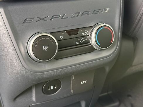 New 2026 Ford Explorer Active image 17