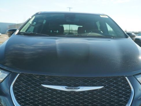 New 2026 Chrysler Pacifica Select FWD image 34
