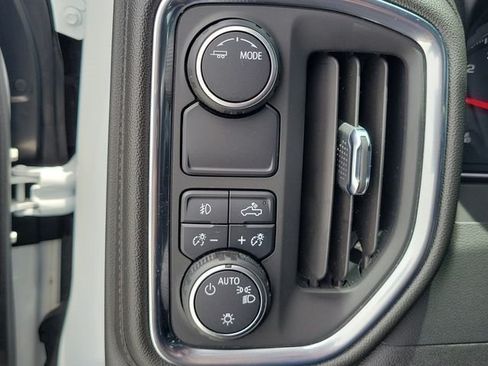 Used 2022 Chevrolet Silverado 1500 RST w/ Convenience Package II RWD image 22