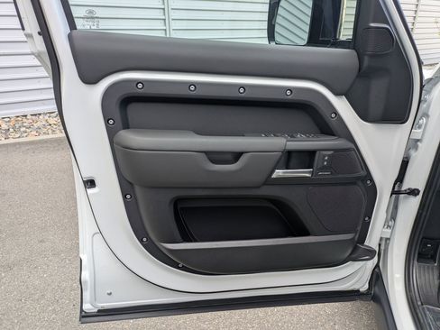 New 2026 Land Rover Defender 110 S AWD/4WD image 13