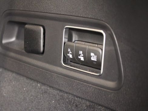 Certified 2025 Mercedes-Benz GLS 450 4MATIC image 48