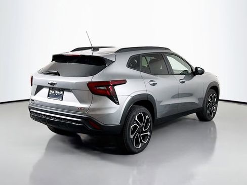 New 2026 Chevrolet Trax RS w/ Sunroof Package FWD image 7