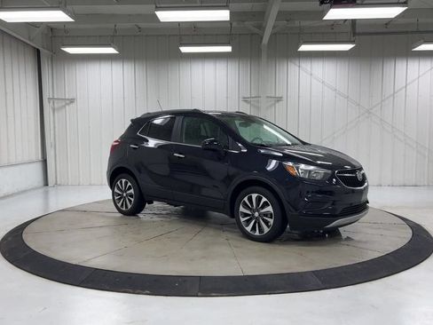Used 2022 Buick Encore Preferred w/ Safety Package FWD image 2