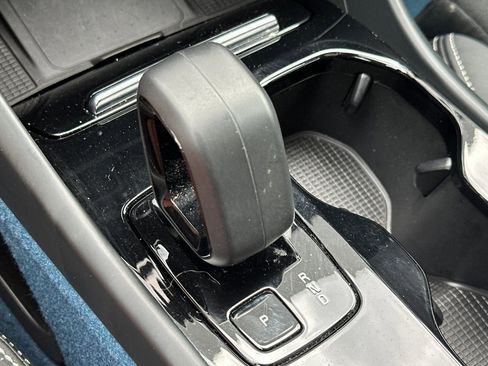 Certified 2023 Volvo C40 P8 Recharge Ultimate image 27