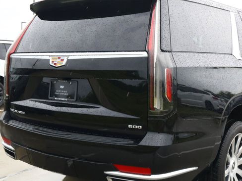 Certified 2024 Cadillac Escalade ESV Premium Luxury Platinum AWD/4WD image 11