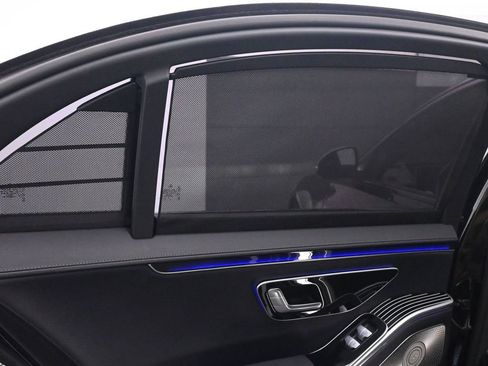 Used 2023 Mercedes-Benz S 500 4MATIC w/ AMG Line image 15