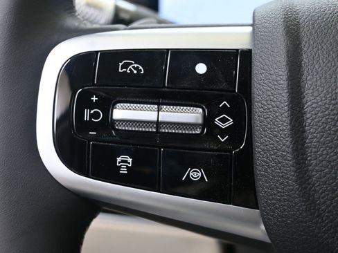 New 2026 Genesis GV70 2.5T Advanced image 25