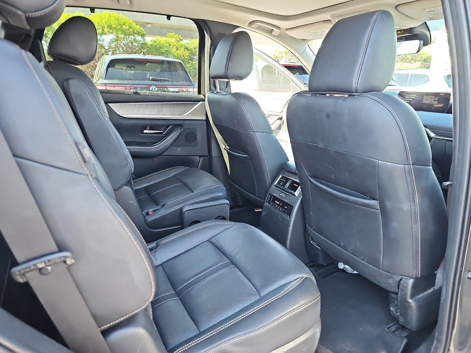 Used 2024 MAZDA CX-90 3.3 Turbo w/ Premium Package AWD/4WD image 14