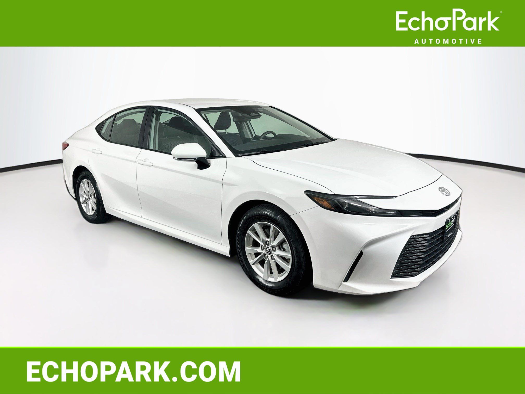 Used 2025 Toyota Camry LE FWD image 1