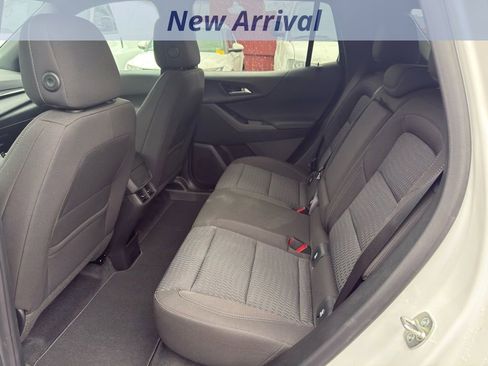 Used 2026 Chevrolet Equinox LT image 7