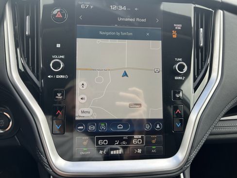 Used 2025 Subaru Outback Limited AWD/4WD image 13