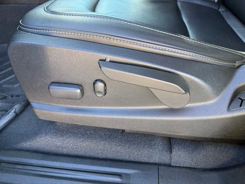 Used 2019 Chevrolet Colorado Z71 image 29