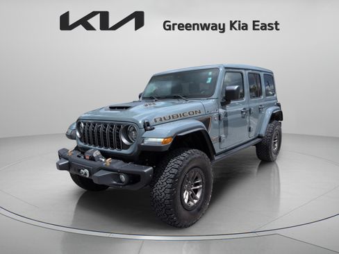 Used 2025 Jeep Wrangler Unlimited Rubicon 392 AWD/4WD image 10