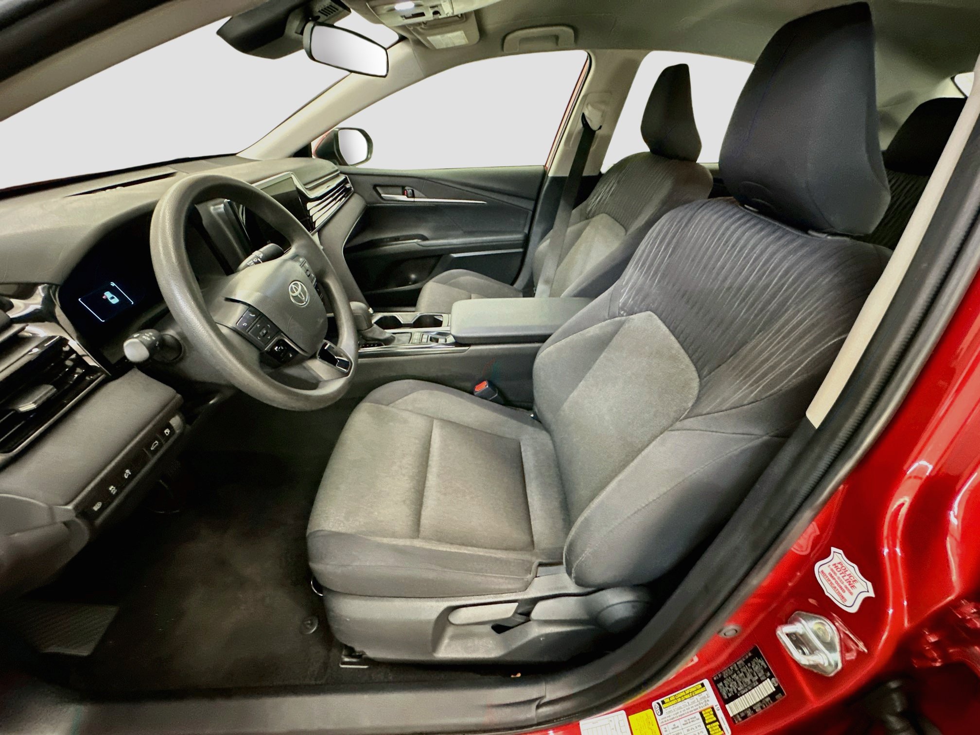 Used 2025 Toyota Camry LE FWD image 13