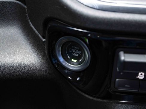 Used 2023 Chevrolet Silverado 1500 High Country image 24