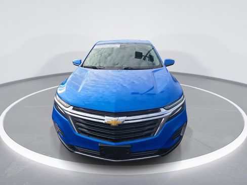 Used 2024 Chevrolet Equinox LT image 3