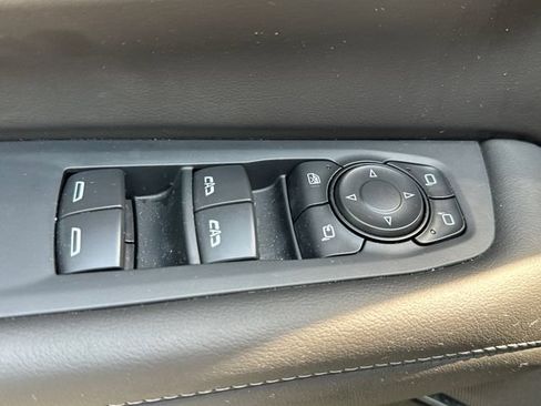 Certified 2026 Chevrolet Suburban Z71 w/ Comfort Package AWD/4WD image 27