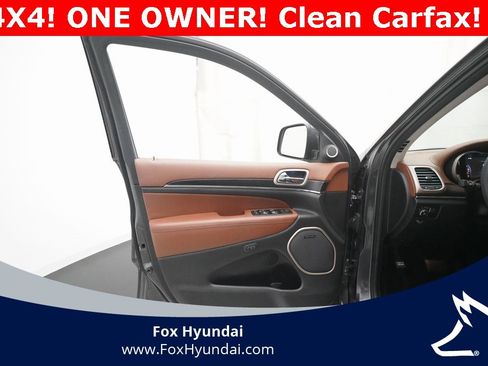 Used 2015 Jeep Grand Cherokee Summit w/ Platinum Series Group image 28