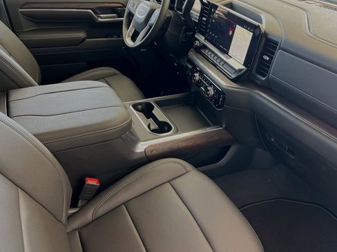 New 2024 GMC Sierra 2500 SLT w/ SLT Premium Package image 16