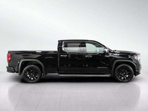 Used 2024 GMC Sierra 1500 Denali w/ Technology Package AWD/4WD image 6