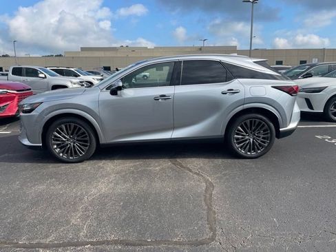 Used 2025 Lexus RX 350 AWD w/ Convenience Package image 3