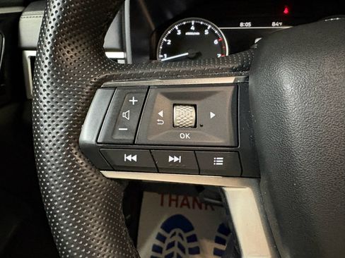 Used 2025 Mitsubishi Outlander SE FWD image 17